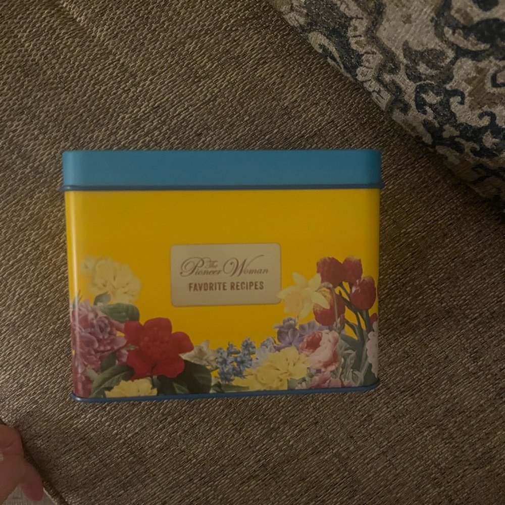 Pioneer Woman Floral Recipe Tin with Blue Lid